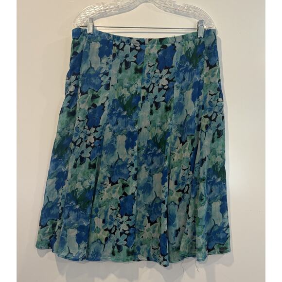 Dressbarn Blue Green Watercolor Print Chiffon Pull On Skirt Women Size 1X (1256) - Picture 2 of 4